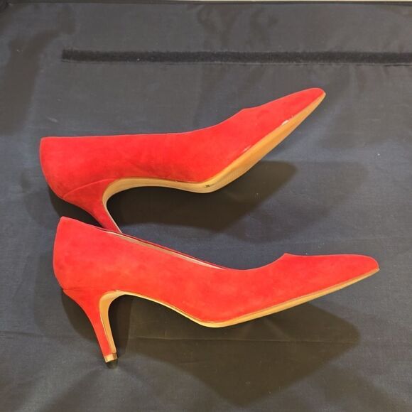 BRAND NEW ESSEX LANE SUEDE EL-DENY POINTED TOE LOW HEEL SLIP-ON PUMP - Picture 7 of 16